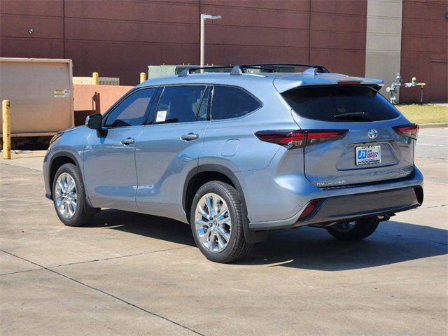 new 2024 Toyota Highlander car, priced at $47,804