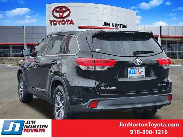 used 2018 Toyota Highlander car, priced at $22,837