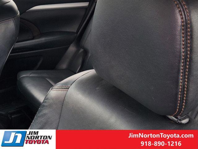 used 2018 Toyota Highlander car, priced at $22,837