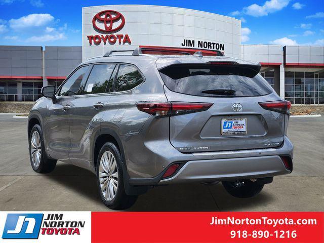 new 2025 Toyota Highlander Hybrid car, priced at $57,414