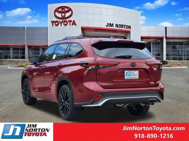 new 2025 Toyota Highlander car, priced at $49,401