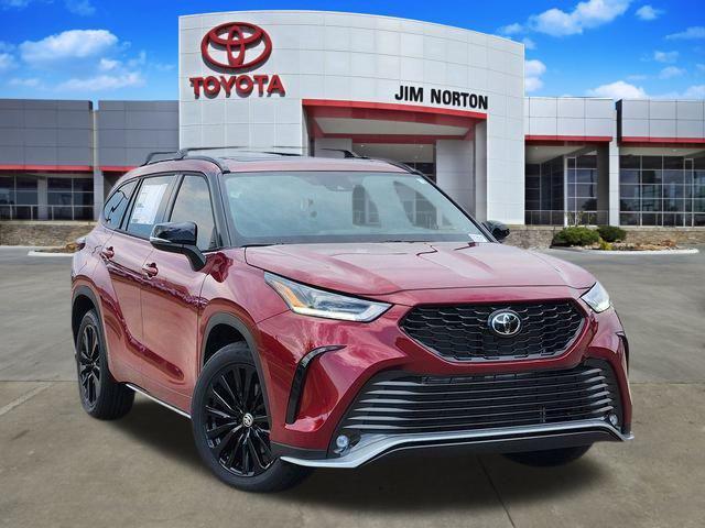 new 2025 Toyota Highlander car, priced at $49,401