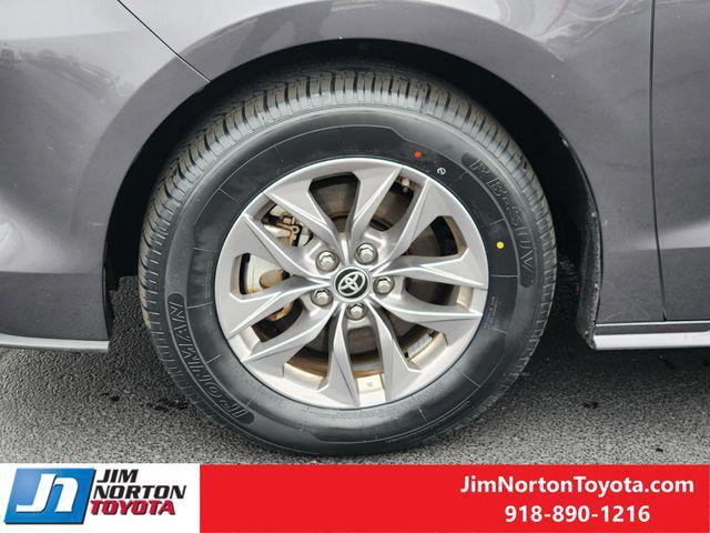 used 2025 Toyota Sienna car, priced at $44,047