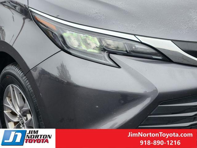 used 2025 Toyota Sienna car, priced at $44,047
