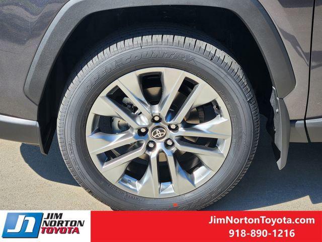 new 2025 Toyota RAV4 car, priced at $40,659