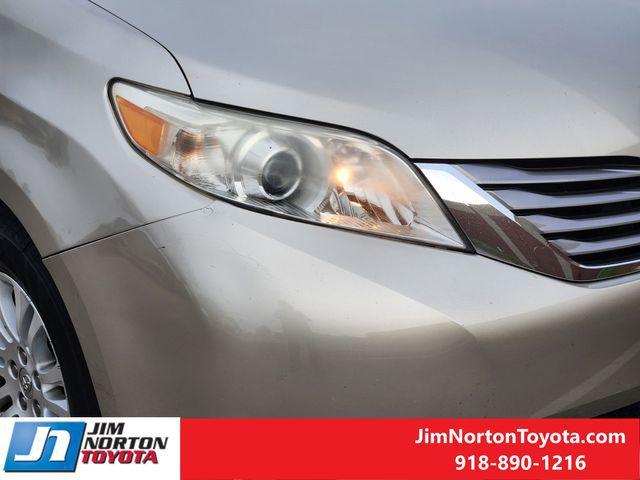 used 2015 Toyota Sienna car, priced at $15,116