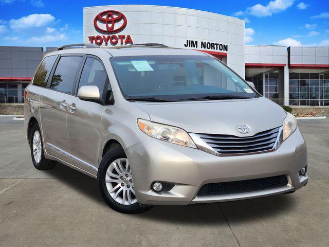 used 2015 Toyota Sienna car, priced at $15,116