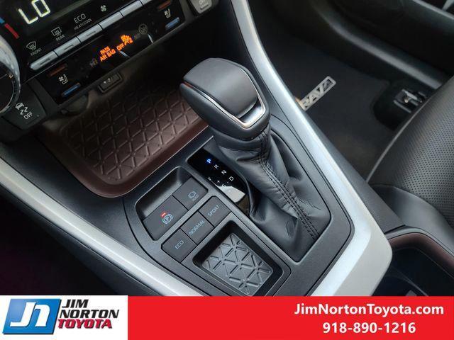 new 2025 Toyota RAV4 car, priced at $40,659