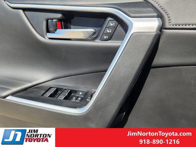 new 2025 Toyota RAV4 car, priced at $40,659