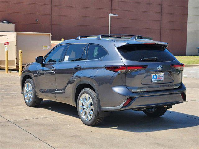 new 2024 Toyota Highlander car, priced at $47,526