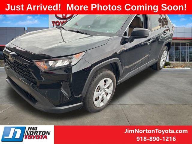 used 2020 Toyota RAV4 car, priced at $22,326
