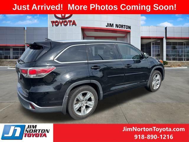 used 2014 Toyota Highlander car, priced at $17,905