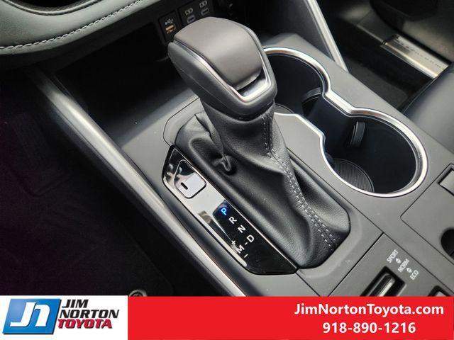 new 2025 Toyota Highlander car, priced at $47,845
