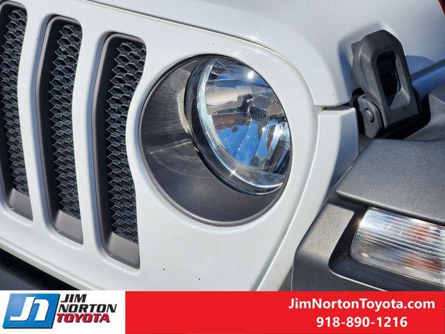 used 2022 Jeep Wrangler Unlimited car, priced at $34,786