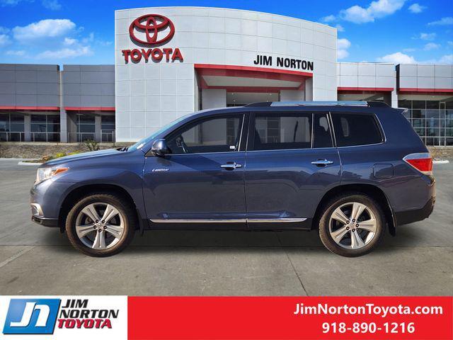 used 2013 Toyota Highlander car, priced at $17,047