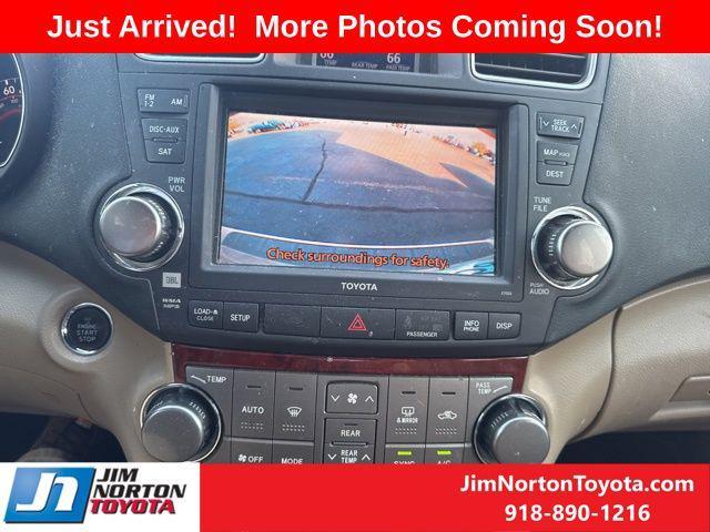 used 2012 Toyota Highlander car, priced at $16,126
