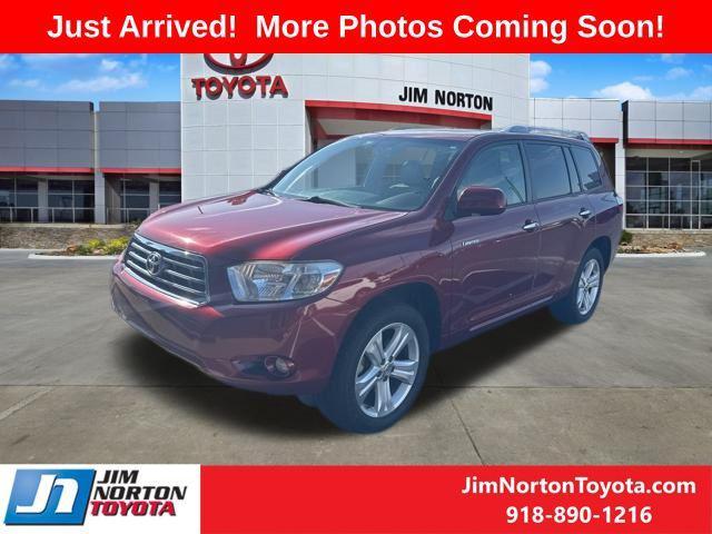 used 2010 Toyota Highlander car, priced at $11,667