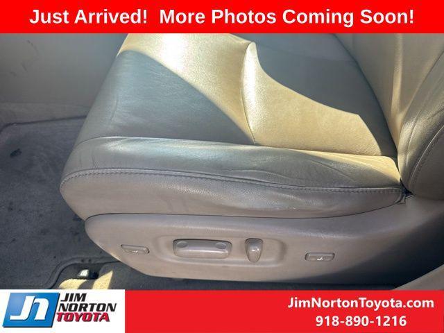 used 2010 Toyota Highlander car, priced at $11,667
