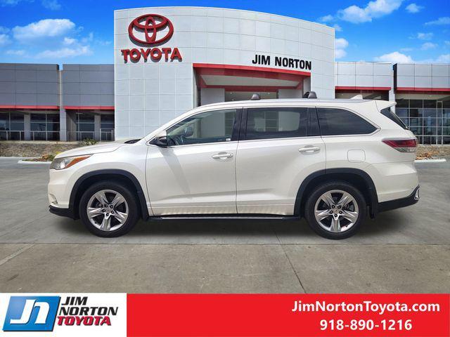 used 2015 Toyota Highlander car, priced at $16,296