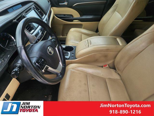 used 2015 Toyota Highlander car, priced at $16,296