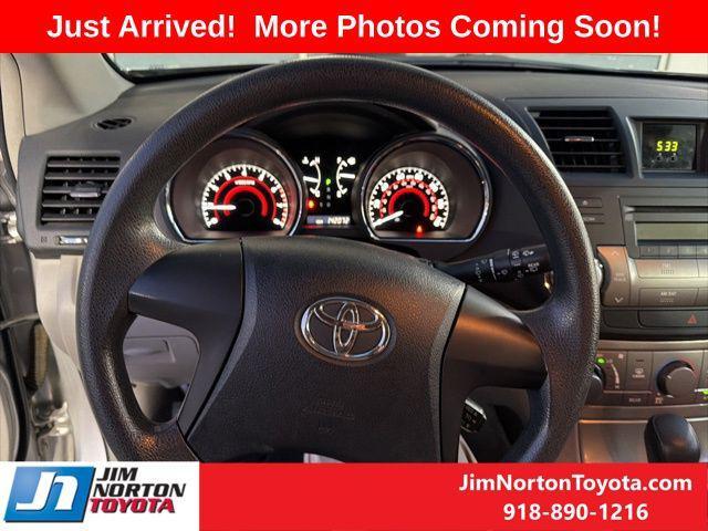 used 2011 Toyota Highlander car, priced at $12,086