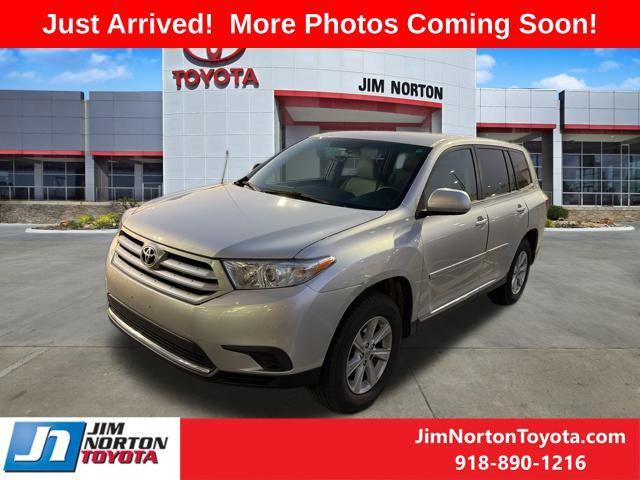 used 2011 Toyota Highlander car, priced at $12,086