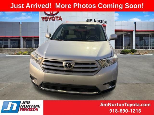 used 2011 Toyota Highlander car, priced at $12,086