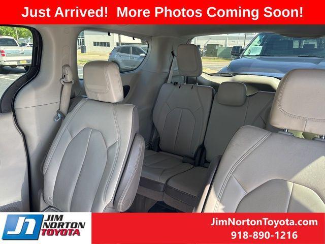used 2017 Chrysler Pacifica car, priced at $15,601