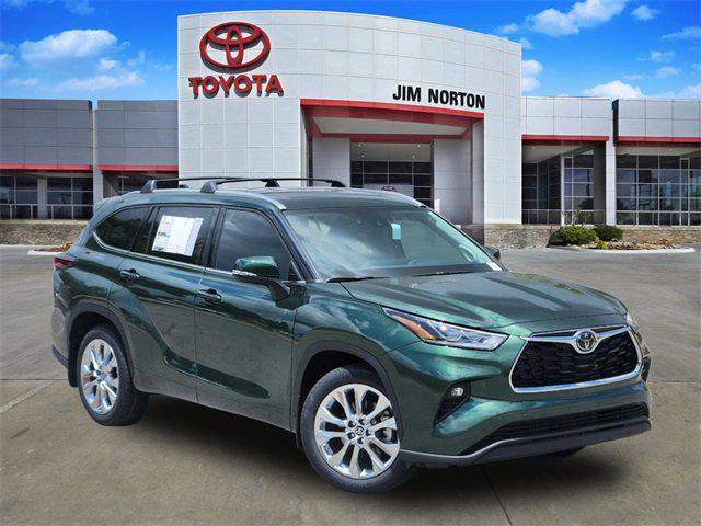 new 2024 Toyota Highlander car, priced at $49,068