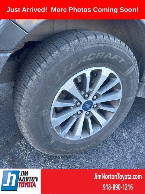 used 2017 Ford Expedition car, priced at $11,365