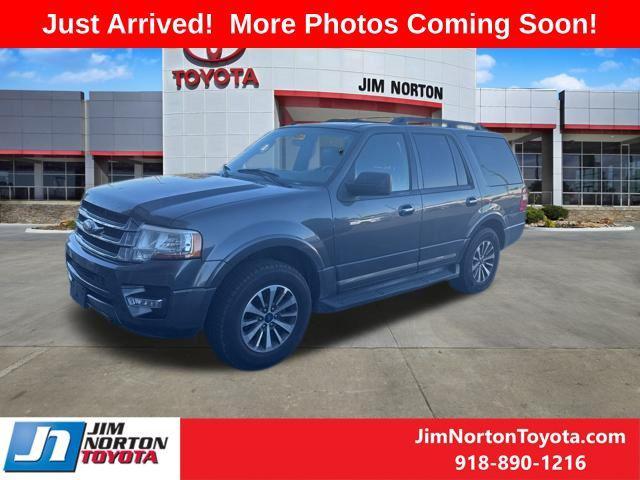 used 2017 Ford Expedition car, priced at $11,365