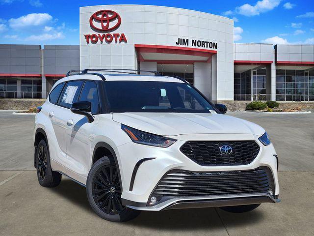 new 2025 Toyota Highlander car, priced at $50,526