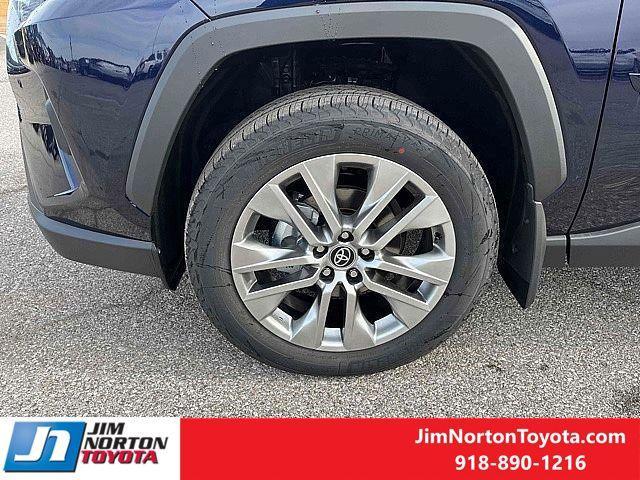 new 2025 Toyota RAV4 car, priced at $40,757