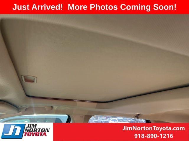 used 2017 Jeep Grand Cherokee car, priced at $18,946