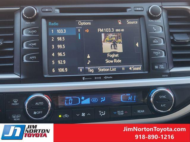 used 2016 Toyota Highlander car, priced at $16,975