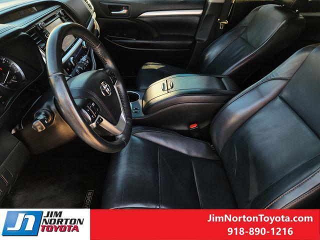 used 2016 Toyota Highlander car, priced at $16,975