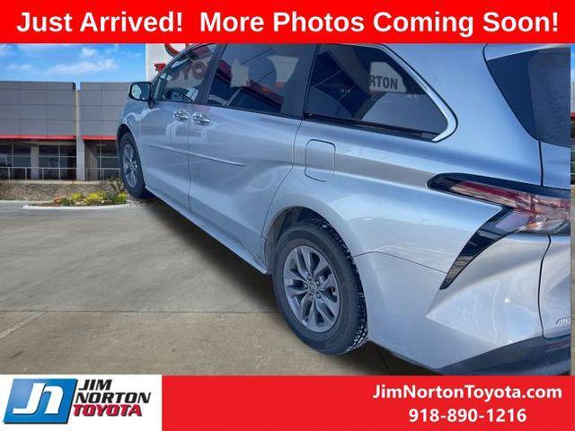 used 2023 Toyota Sienna car, priced at $45,246