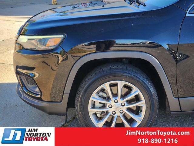used 2021 Jeep Cherokee car, priced at $18,942