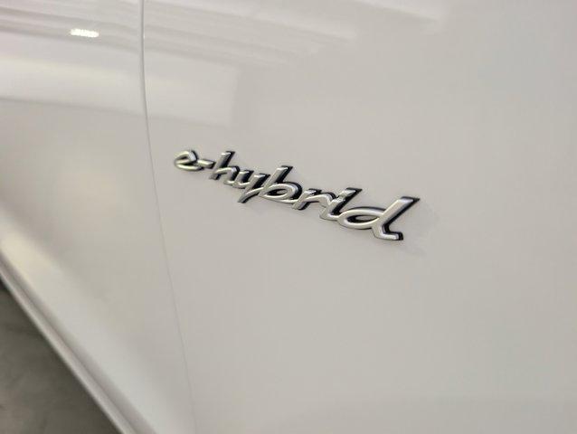 new 2025 Porsche Cayenne car, priced at $122,585