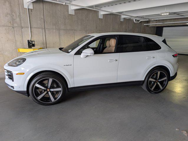 new 2025 Porsche Cayenne car, priced at $122,585