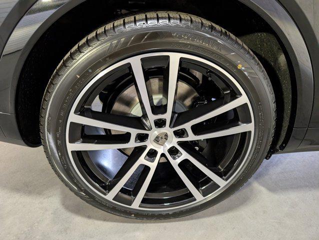 new 2025 Porsche Cayenne car, priced at $192,655