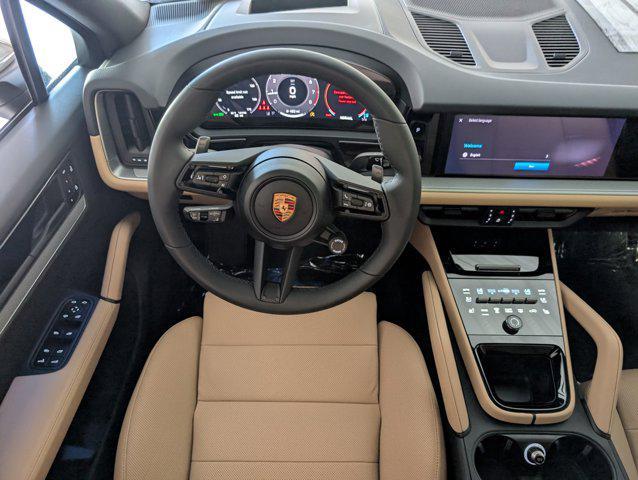 new 2025 Porsche Cayenne car, priced at $111,525