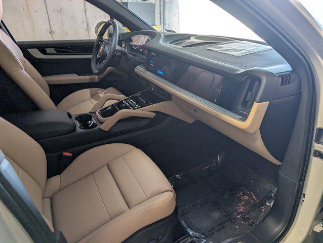 new 2025 Porsche Cayenne car, priced at $111,525