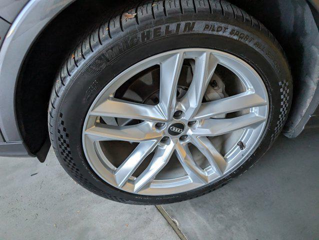 used 2018 Audi Q7 car, priced at $24,301