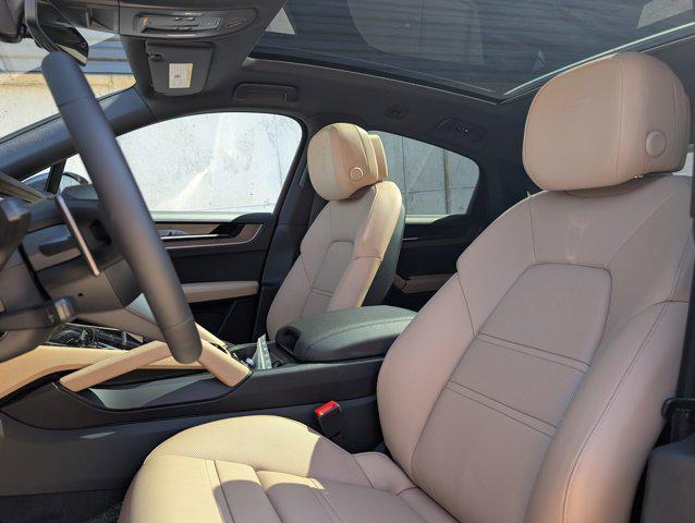 new 2025 Porsche Cayenne car