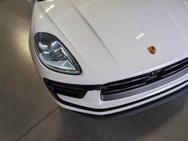 new 2025 Porsche Macan car