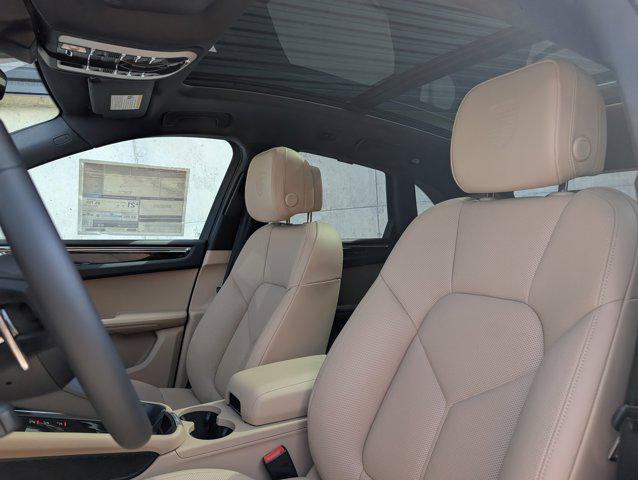 new 2025 Porsche Macan car