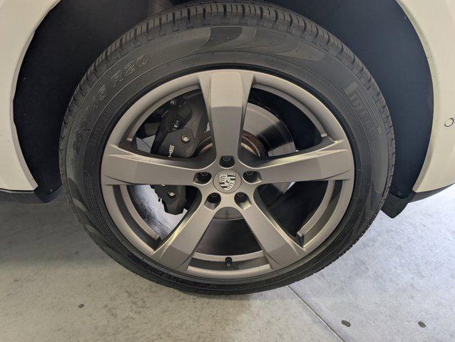 used 2023 Porsche Macan car