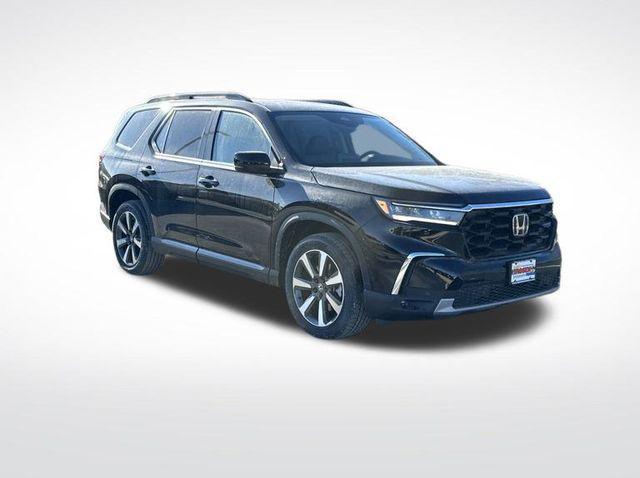 new 2025 Honda Pilot car, priced at $49,900