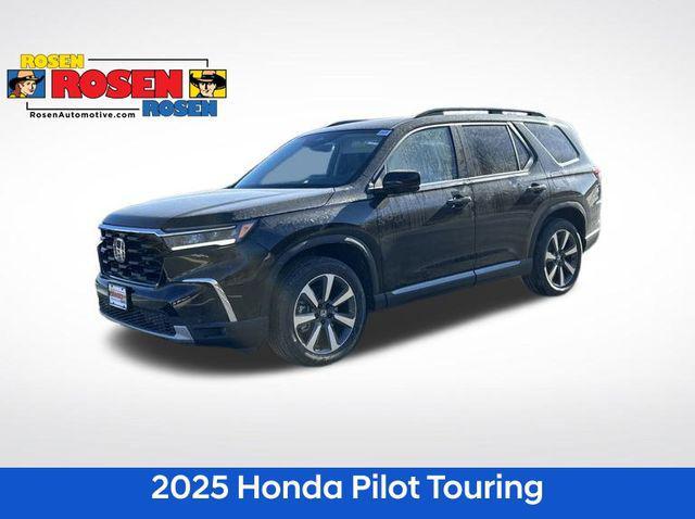 new 2025 Honda Pilot car, priced at $49,900